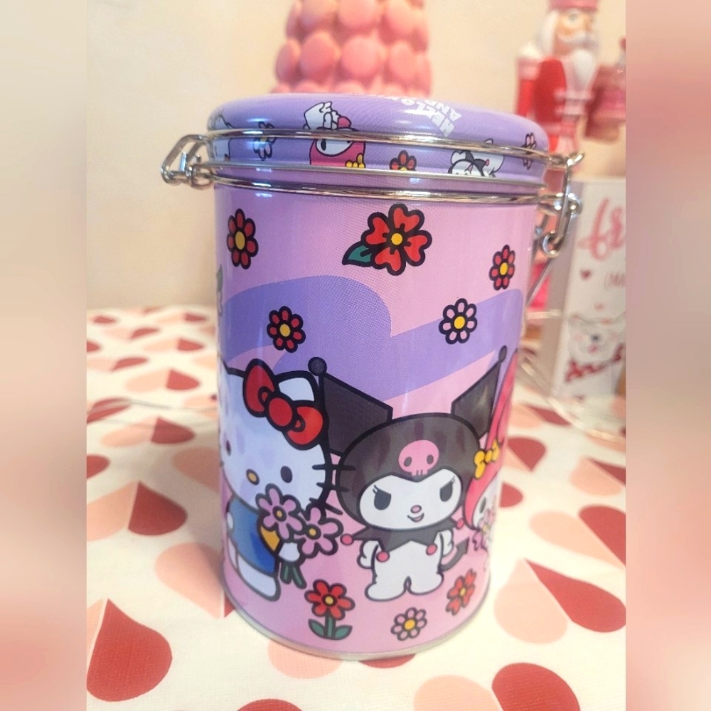 Hello Kitty tin cookie Jar/ Canister